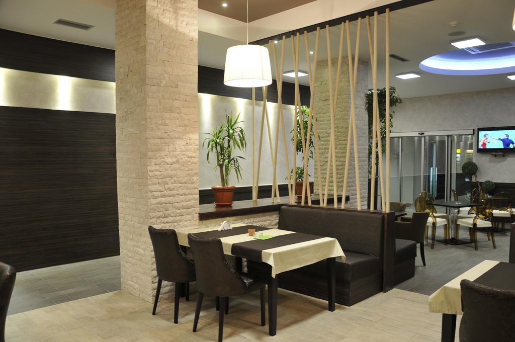 Hotel Malta Mostar Exterior photo