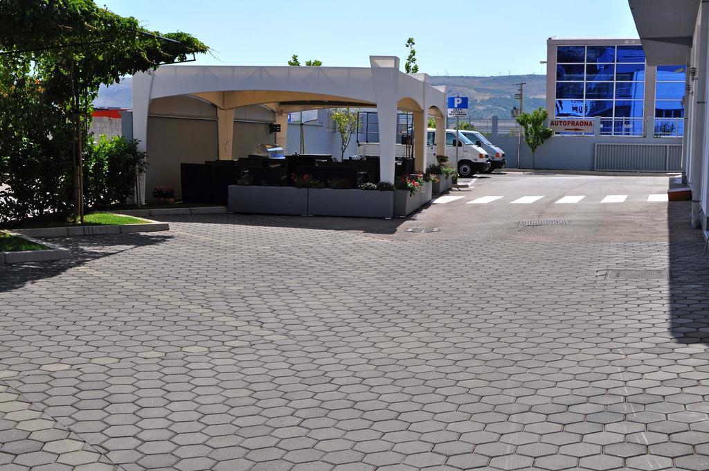 Hotel Malta Mostar Exterior photo
